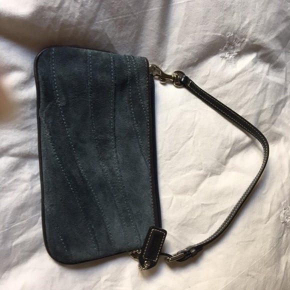 NWOT Coach Blue Suede Wristlet - Picture 1 of 9